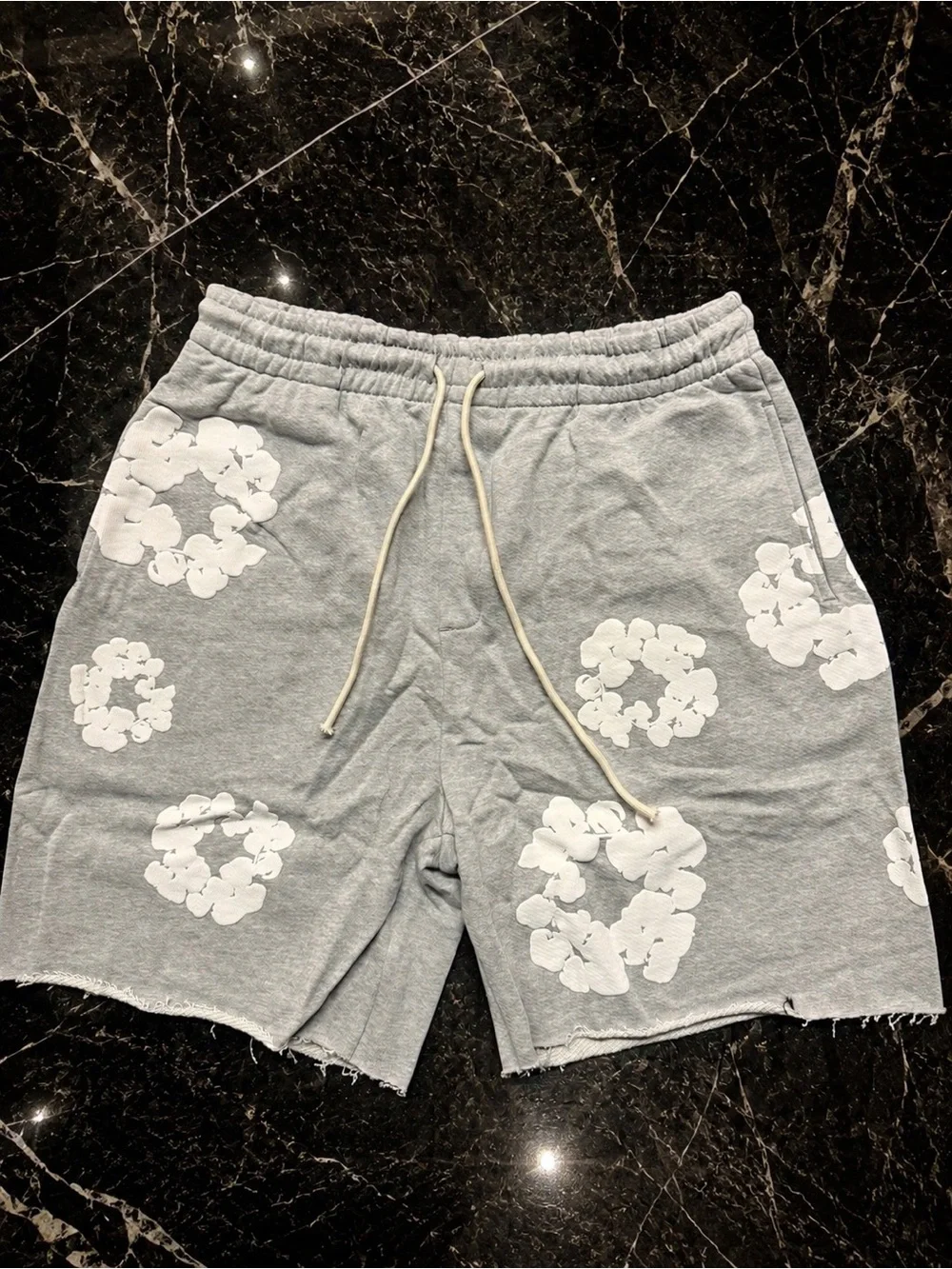 Gray Floral-Print Athletic Men’s Shorts with Drawstring